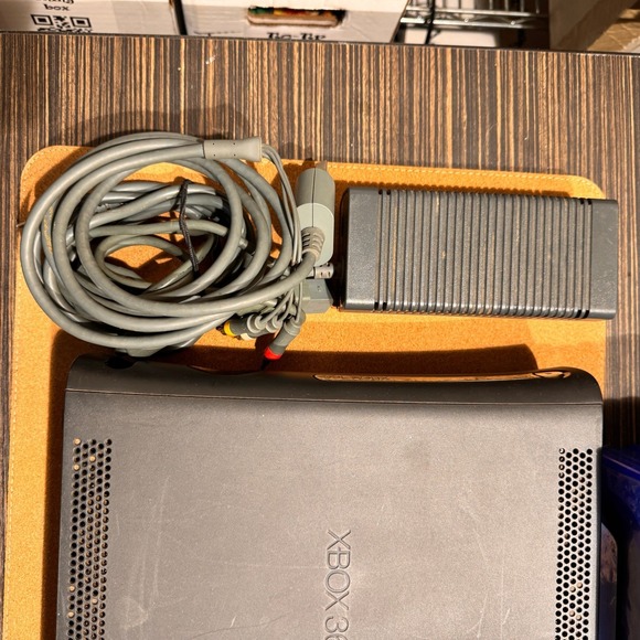 Xbox 360 Elite 120GB Console 5 Controllers 4 Games Headset TESTED Bundle Lot - Picture 10 of 14